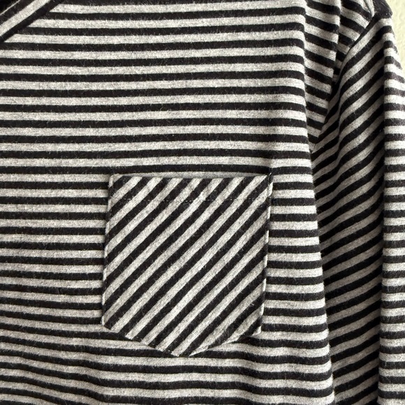 Covington Women’s Black Gray Stripe Stretch Top Modest Work 2X 3X Chic Plus Size - Picture 10 of 11